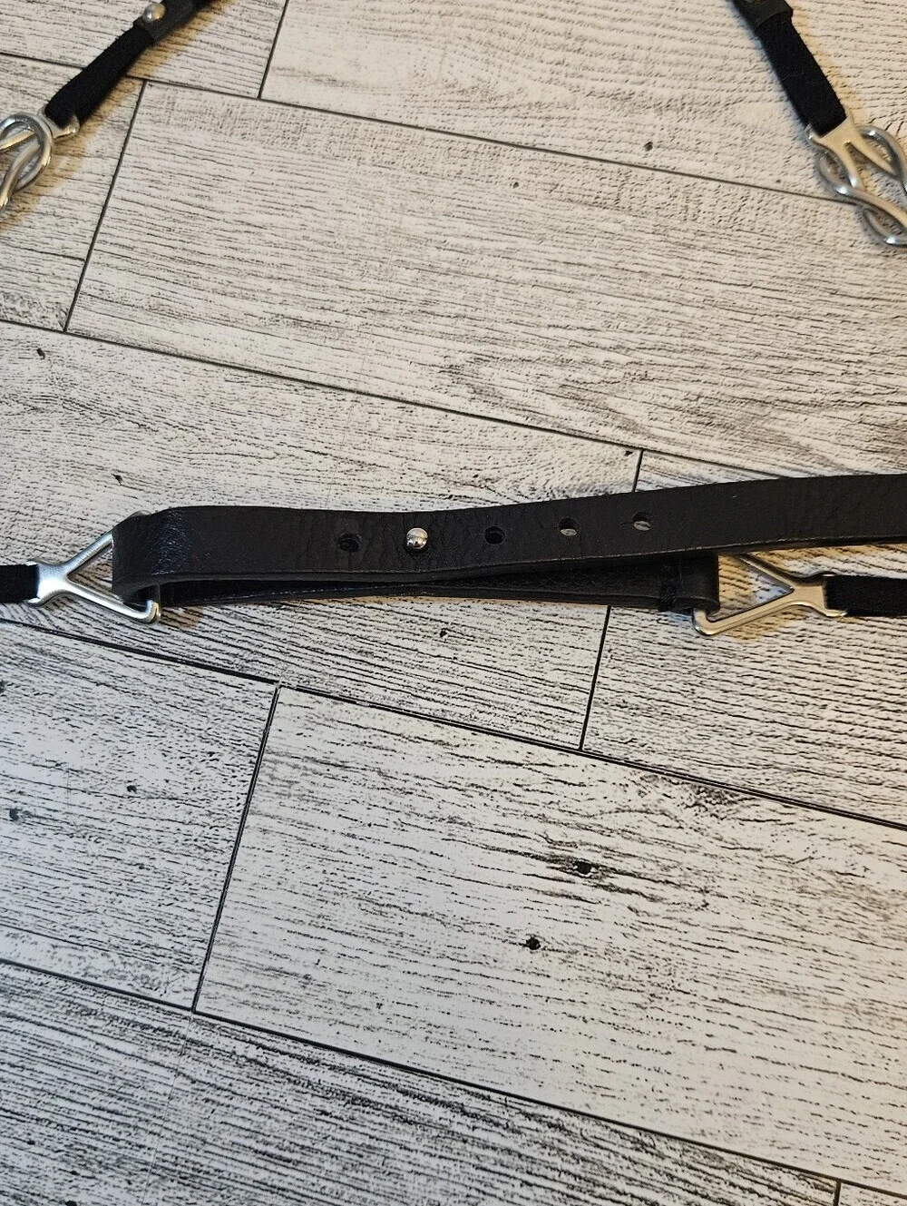 Black Leather And Silver Chain Link Belt 31